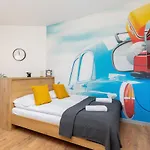 Trendy By Renters * 크라쿠프