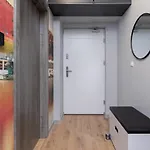 Trendy By Renters