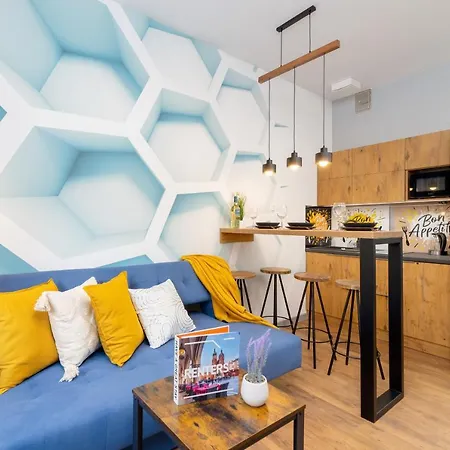 Trendy By Renters Apartment Krakow